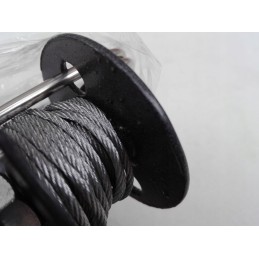 Jie neturi antikorozinės dangos, tokios kaip chromas, nikelis ar cinkas, kurios gali patekti į maistą iš kepsninės ir kelti pavo