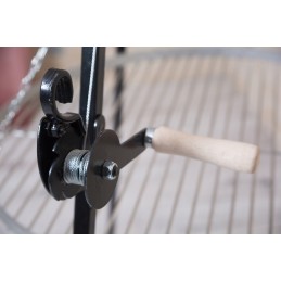 Grilis yra pagamintas iš geriausių prieinamų medžiagų: