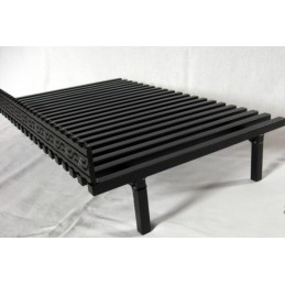 Židinys / židinio grotelės ant kojų