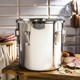 Rūkykla rudame puode