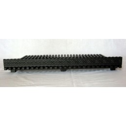 Židinys / židinio grotelės ant kojų