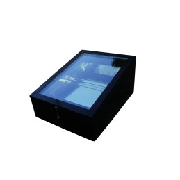 Saulės lydymo aparatas, medinis korpusas