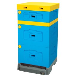 Wielkopolski gatvė su aukštu higienišku plastikiniu dugnu, nudažyta