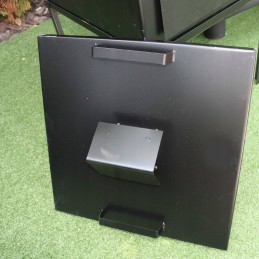 Sodo metalinė rūkykla su dūmų aparatu