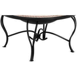 Židinio dubuo sodui terasoje su židiniu