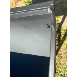 Didelė sodo kepsninė su anglimis, 2 grotelės, termometras, pelenų keptuvė, lentynos + dangtis