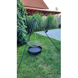 Sodo trikojis grilis su nerūdijančio plieno grotelėmis, komplektas