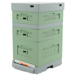 Bičių dadantas su aukštos higieniškos plastiko dugnu,