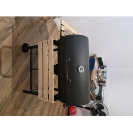 Sodo kepsninė su anglimis, 2 chromuotos grotelės, 2 lentynos, peleninė, plieninis termometras