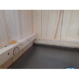 Didelė medinė sodo rūkykla