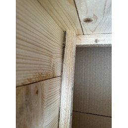 Didelė medinė sodo rūkykla