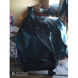 Didelės anglies kepsninės, ketaus, stabilios grotelės su ratukais ir lentynomis, dangtis