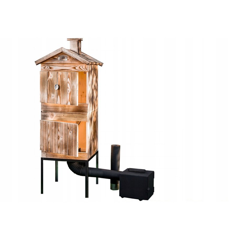 Medinė rūkykla iš medžio: Skandinaviška eglė – labai atspari drėgmei ir temperatūros pokyčiams. šios rūšies mediena yra kietesnė