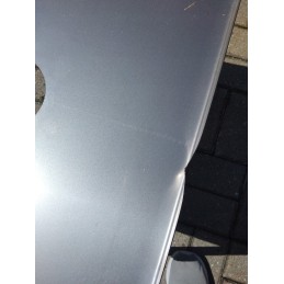 Medinė rūkykla iš medžio: Skandinaviška eglė – labai atspari drėgmei ir temperatūros pokyčiams. šios rūšies mediena yra kietesnė