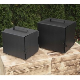 Didelė medinė namų sodo rūkykla