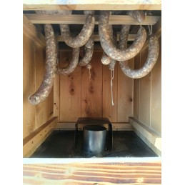 Didelė medinė namų sodo rūkykla