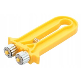 〽Įtempiklio apspaudimas, skirtas įtempti laidą plastikiniame rėme〽