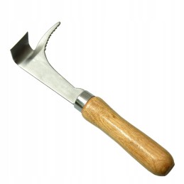 Nerūdijančio plieno kaltas su barstytuvu, medine rankena