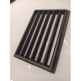 Ketaus grotelės židinio rūkyklai, 25x18 cm