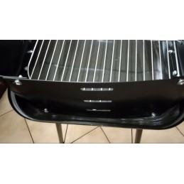 Sodo kepsninė su anglimis su reguliuojamomis pikniko grotelėmis