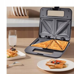 Sumuštinių keptuvė, kuri itin praverčia virtuvėje.