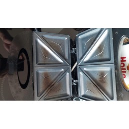 Sumuštinių keptuvė, kuri itin praverčia virtuvėje.