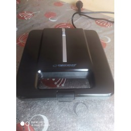 Sumuštinių keptuvė, kuri itin praverčia virtuvėje.