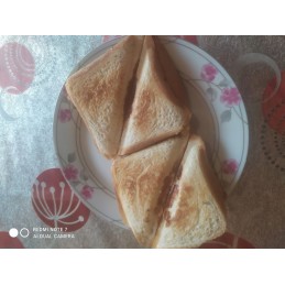 Sumuštinių keptuvė, kuri itin praverčia virtuvėje.