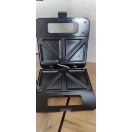 Sumuštinių keptuvė, kuri itin praverčia virtuvėje.