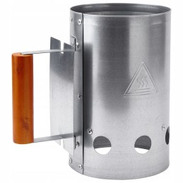 Kaminas anglies briketų kepsninei apšviesti