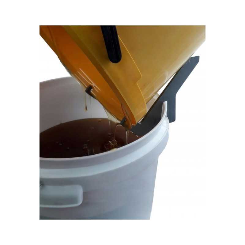 Siūlome plastikinį nusausintuvą konteineriui - labai geras lenkiškas gaminys!