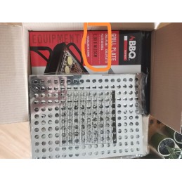 Perforuota plieninė grilio plokštė 46x30 cm