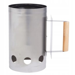 Kaminas šašlykinei uždegti, anglies briketai, ugnis židinyje, greitas ugnies paleidiklis