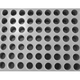 Židinio grotelės tokios, kokios jums reikia, bet kokios formos, bet kokio dydžio ir jūsų pasirinktų angų atstumo bei formos. len