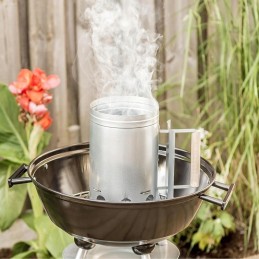 Kaminas šašlykinės ar briketų apšvietimui