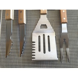 Grilio stalo įrankių rinkinys, žnyplės, šakutė, mentelė