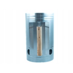 Kaminas anglies briketų kepsninei apšviesti