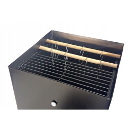 Grilio grotelės žuviai, vaisiams ir sūriui rūkyti rūkykloje