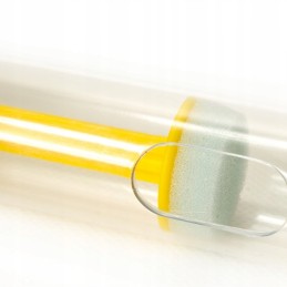 Plastikinis stūmoklinis įtaisas motinoms žymėti