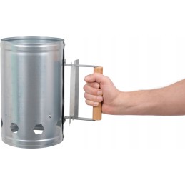 Kaminas anglims apšviesti