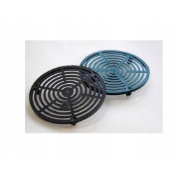 Avilyje ventiliacijai naudojamas vorinis sietas su žiedu.