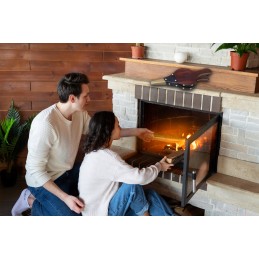 Dumplių pūstuvas grotelių uždegimui ir ugniai židinyje įkurti