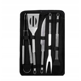 Grilio priedai: žnyplės, šakutė, stalo įrankiai, kepsninės indai