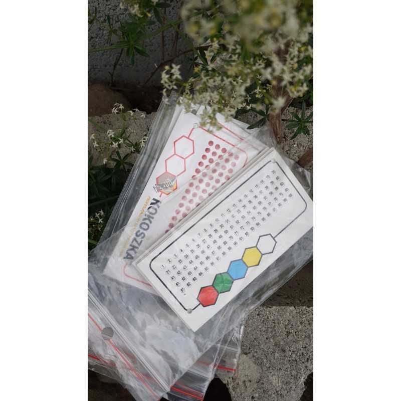 Opalitai, motininiai numeriai – raudoni, balti, žali