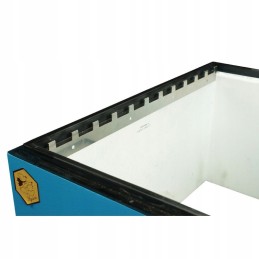 Šukos sumažina rėmų skaičių aviliuose nuo 12 iki 11