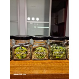 Kvadratinis stiklinis indas 120 ml