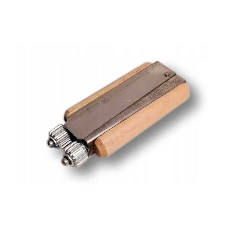 Medinės vielos įtempiklio griebtuvas