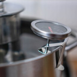 Plieninis termometras kepimo aliejui su zondu ir segtuku nuo +20°C iki +300°C