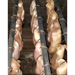 Labai džiaugiamės, kad pastebėjote mūsų gaminius :)