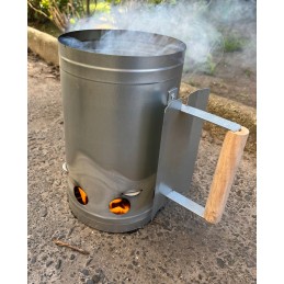 Kaminas griliui apšviesti anglies briketais, bbq starteris